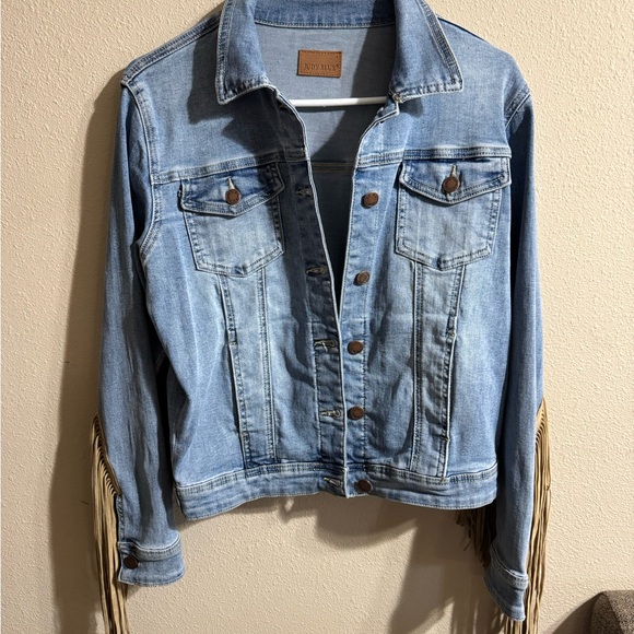 Judy Blue Blue and Tan Jean Jacket with Fringe Detail - Picture 2 of 5